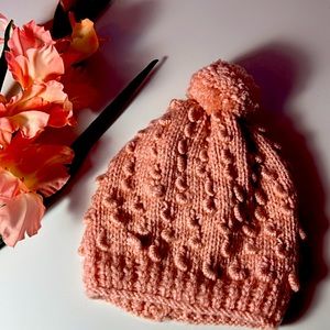 Hats for women hand made beautiful design and colour made of wool